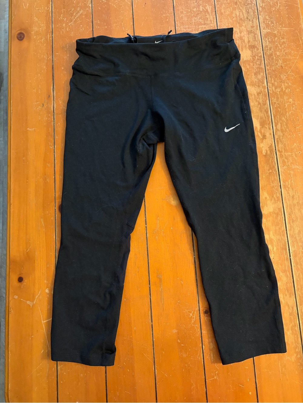 Nike Black dri-fit Capri Leggings size Large